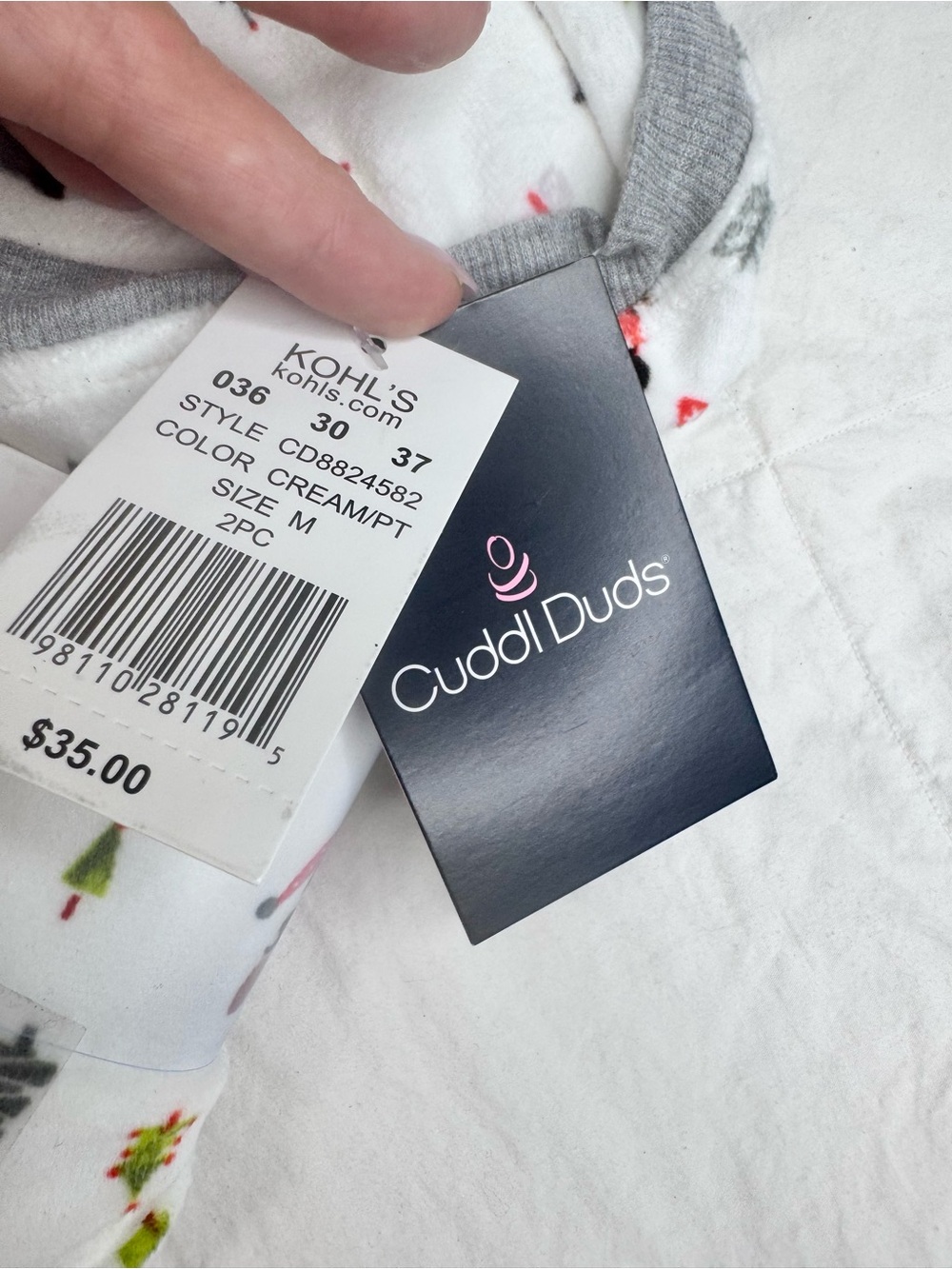 NWT Cuddl Duds Christmas Dog Print Pajamas Set - Picture 11 of 16
